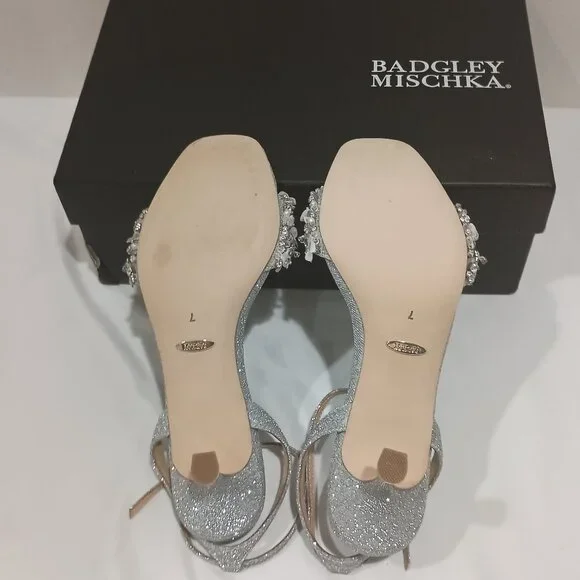 Badgley Mischka Women's Telissa Heeled Sandal Sliver Sparkle Size 7 - Picture 3 of 10